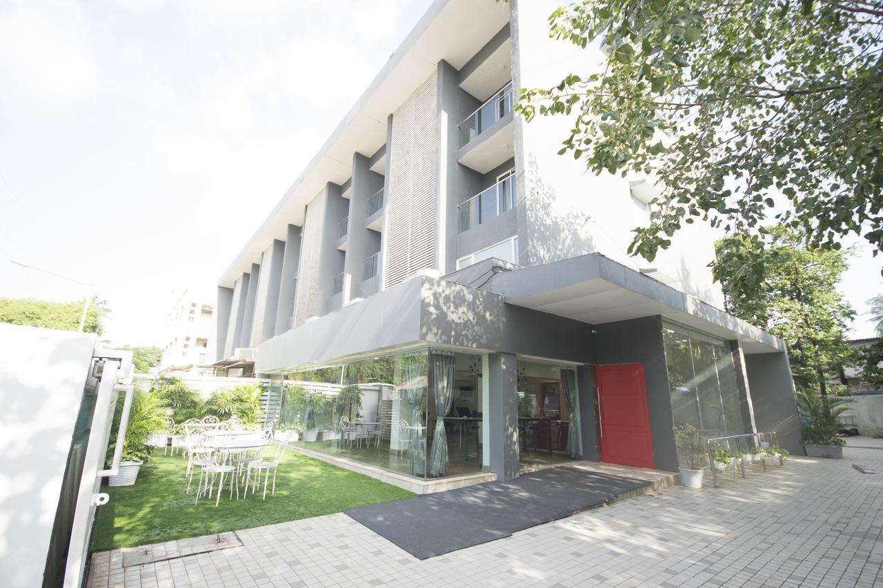 Oyo Townhouse 16 International Airport Hotel Mumbai Kültér fotó